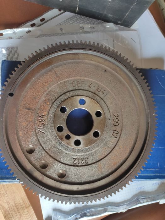 Маховик Пежо 307