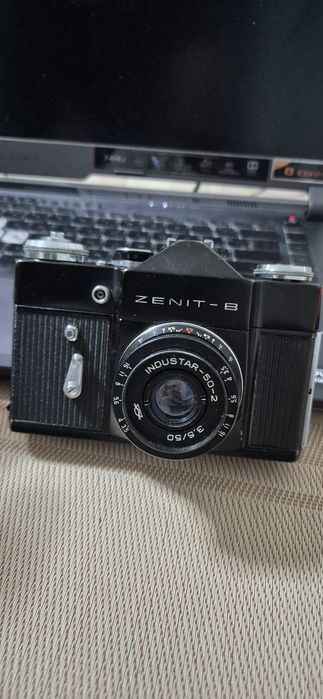 Фотоапарат Zenit  B