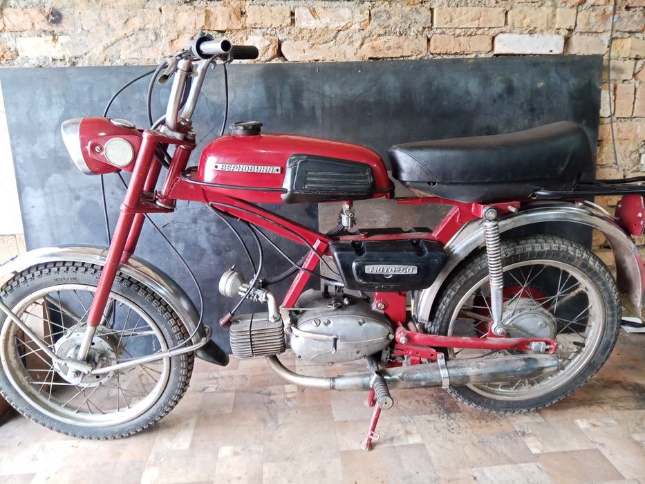 Верховина з двигуном Ява 50