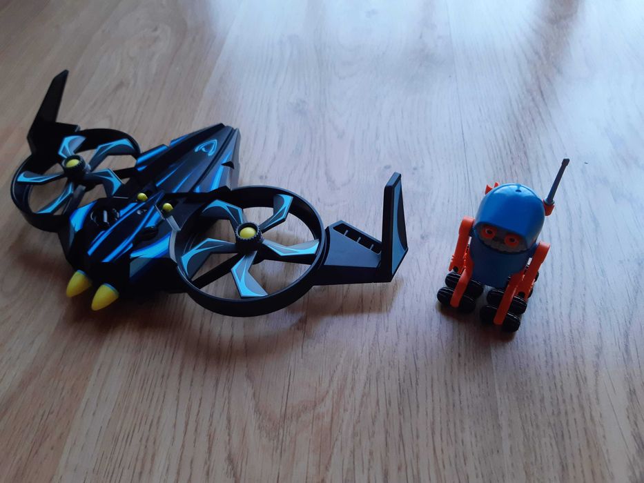 PLAYMOBIL The Movie Robotitron with Drone
