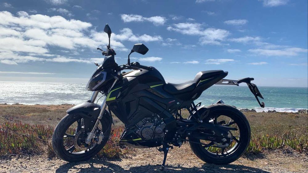 Keeway RKF 125 (2022) – Semi Nova | Sem Acidentes | Muito Estimada