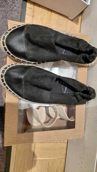 Czarne materiałowe espadryle