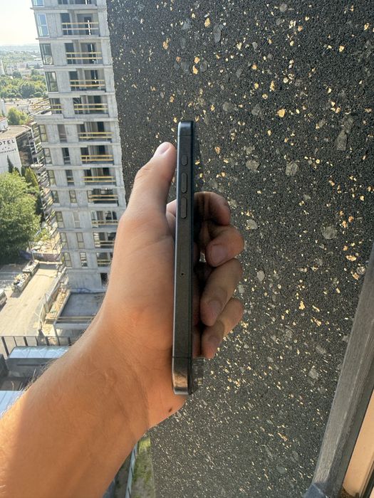 iPhone 15 Pro 128 GB Czarny – Gratisy