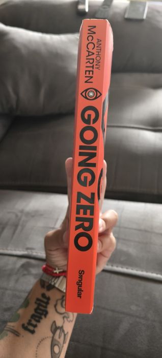 Livro Going Zero