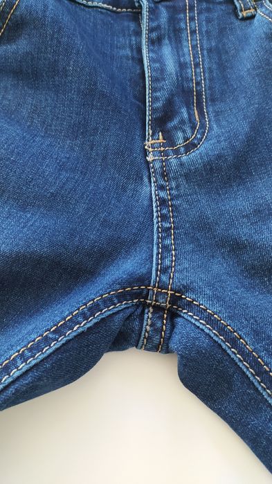 młodzieżowe dżinsy elastyczne rozm M