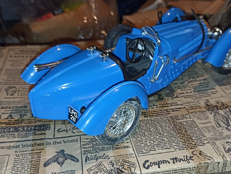 Bburago model Bugatti "Type 59" (1934), skala 1:18