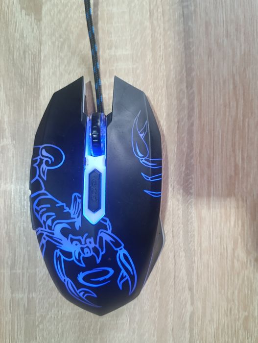 Продам компьютерную мишку