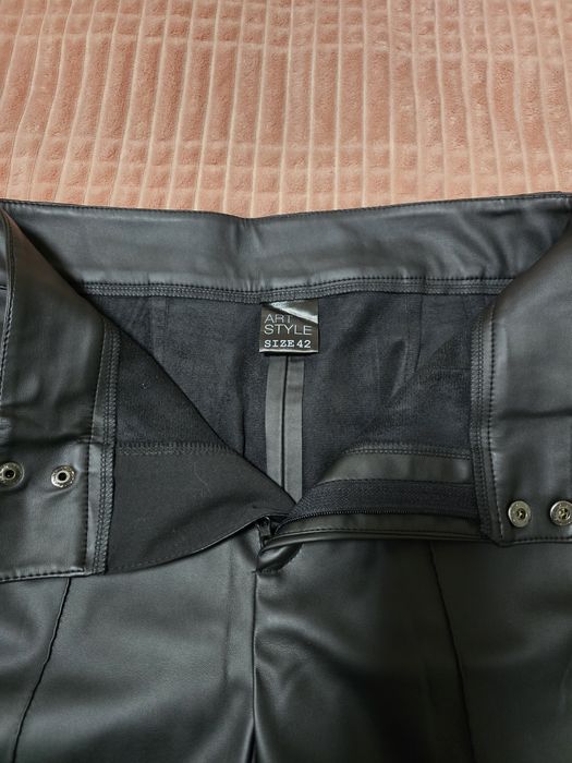 Штани жіночі шкіряні утеплені