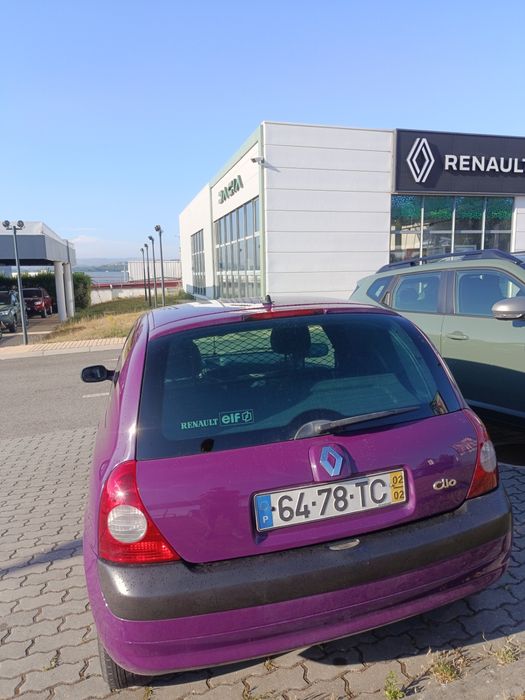 Renault Clio açaí