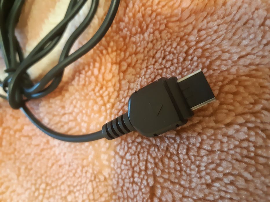 Продам зарядное для телефона