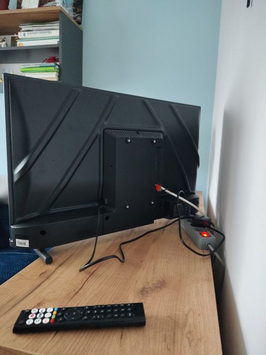 Sprzedam telewizor marki hinisize