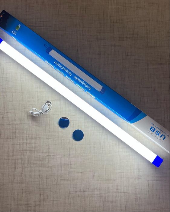 Лампа LED  на магнітах 52см