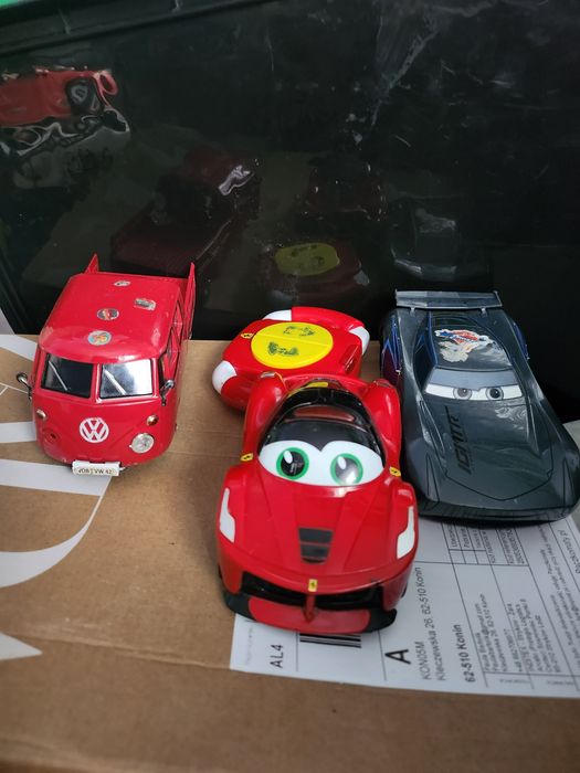 Wóz strażacki, policyjny garaż, złomek jest sterowany, pilotem McQueen