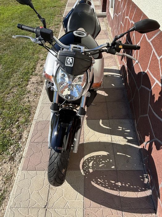 Продам мотоцикил Suzuki GSR600