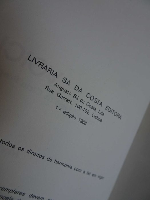 Livro Voici Pierre! Maria Emília Ricardo Marques