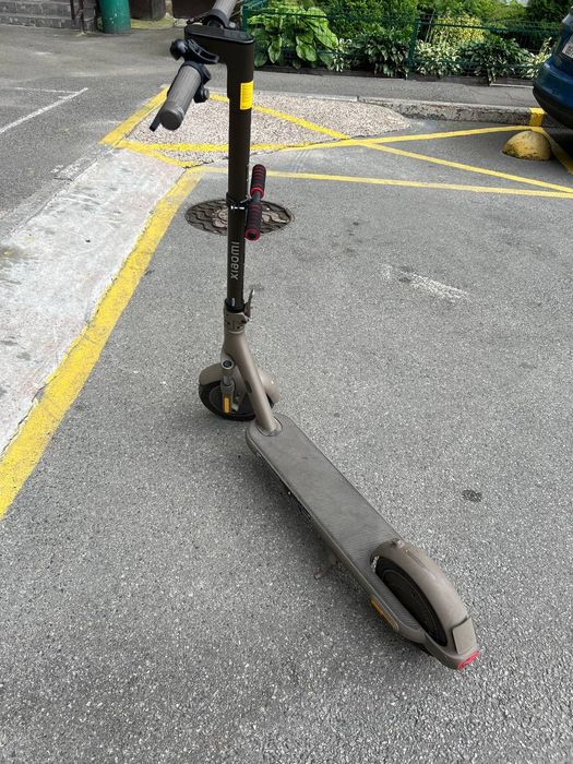Електросамокат Xiaomi Mi Electric Scooter