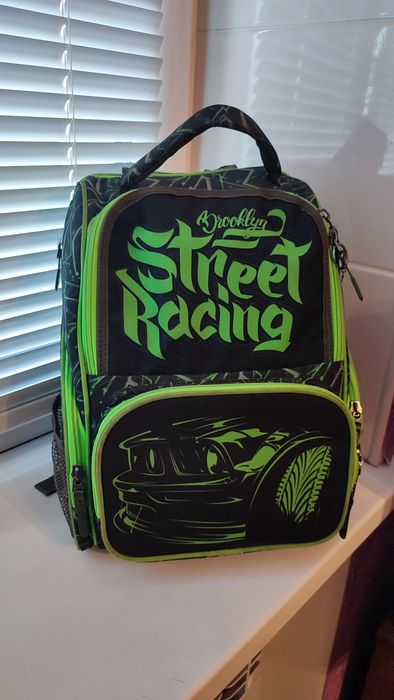 Рюкзак   шкільний