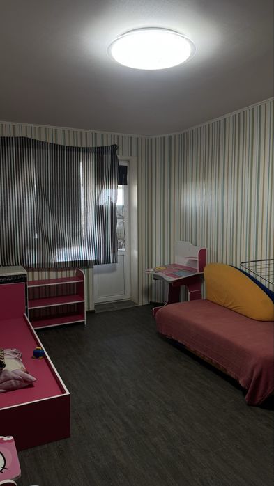 Продам 3х комнатную квартиру Живые и мертвые