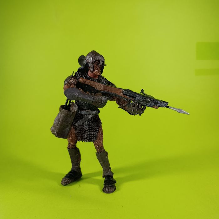 Uruk-hai kusznik, ork Toy Biz Władca Pierścieni, LOTR ToyBiz figurka 2003 r FSH #4150