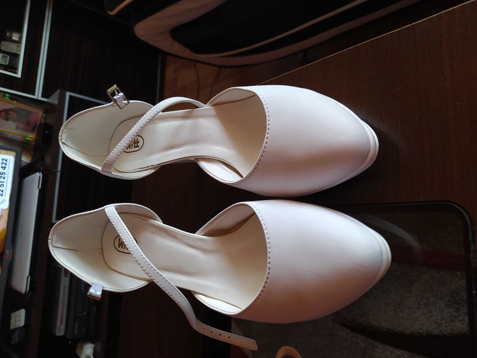 Buty ślubne damskie