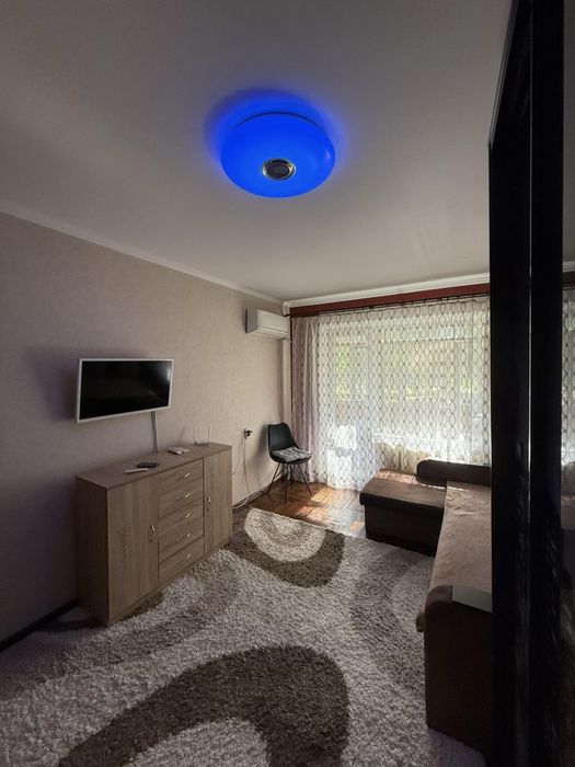 Сдам  квартиру посуточно  Бородинский