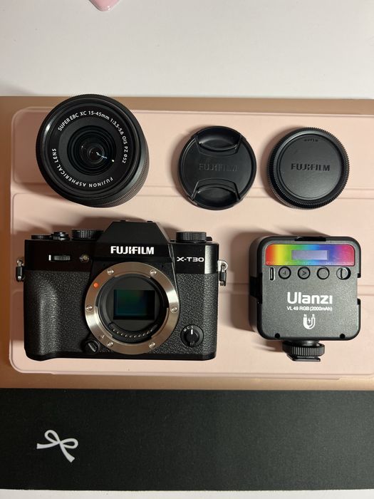 Fujifilm X-T30 II z obiektywem XC15-45mm