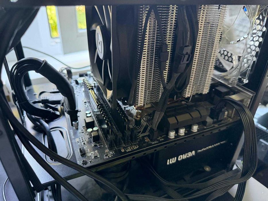 Komputer Gamingowy Cube | GTX 1070 8GB | i5-6600K | 16GB RAM | SSD | Win 11 Pro