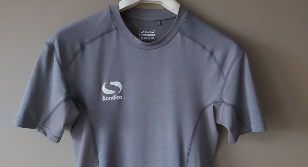 Koszulka t-shirt damski Sondico rozmiar M
 rozmiar M