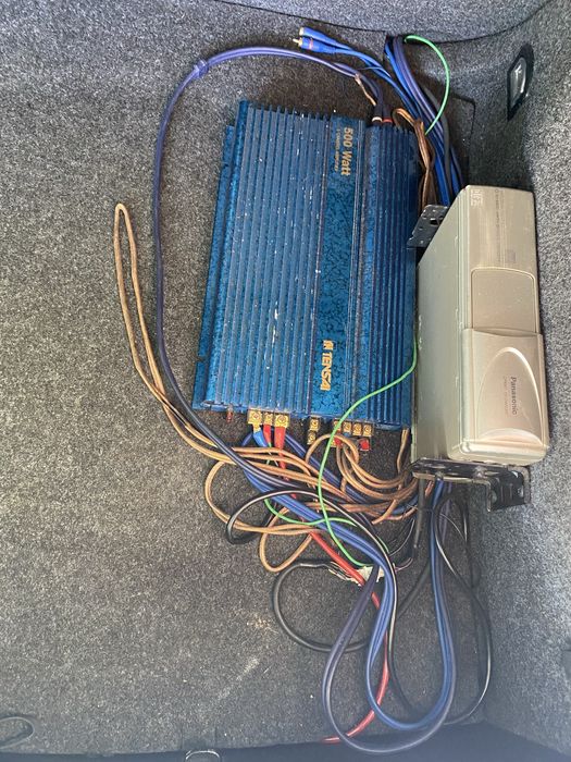 Sistema de som para carro