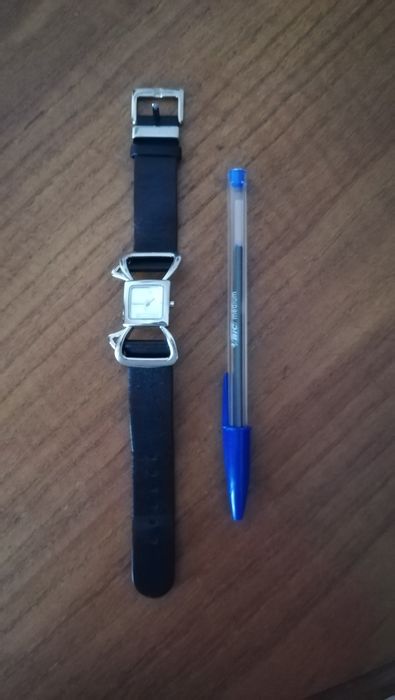 Moschino - Relógio Preto