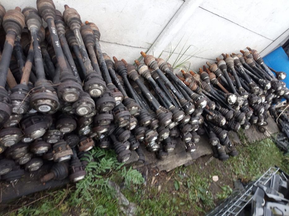 Bmw e65 e66 e63 730 d 735i 745 i 645i połosie , przegłuby