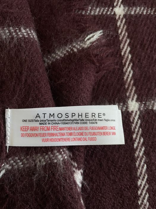 Жіночий палантин від atmosphere