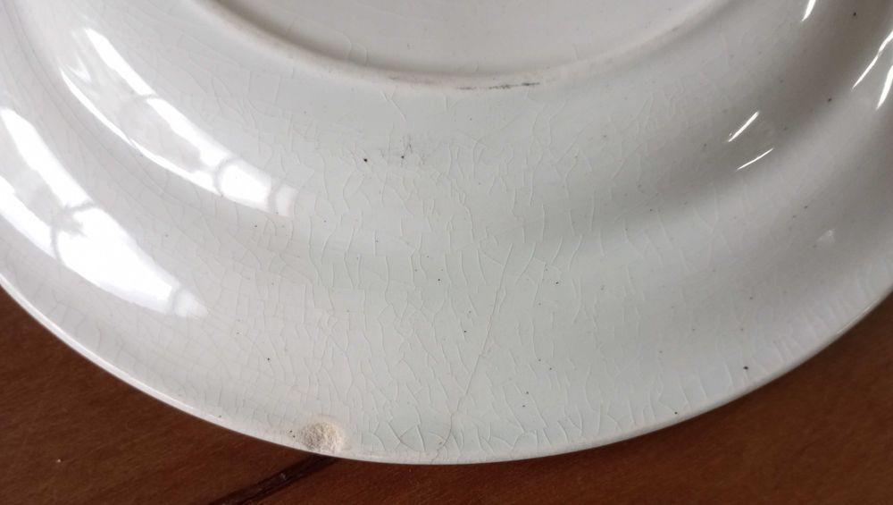 Antigos pratos em faiança Massarelos "Torre de Belém"