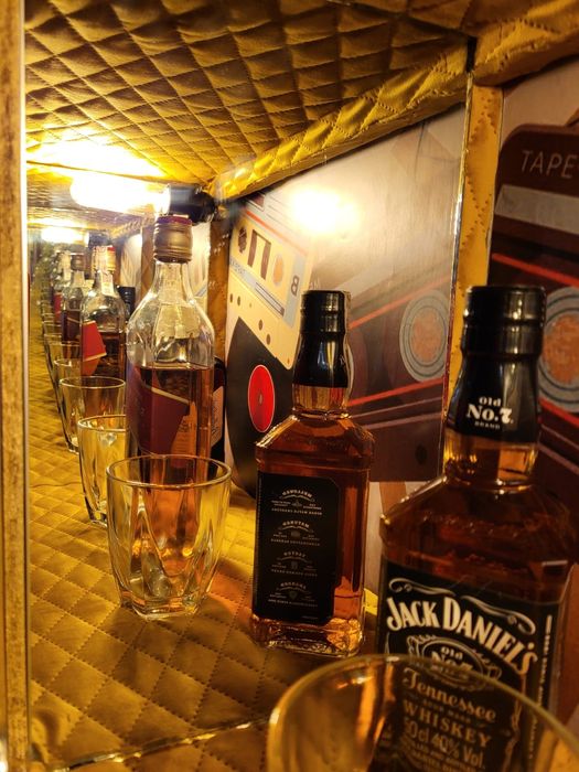 Telewizor PRL. Unimor . Neptun.  Barek retro loft. Prezent