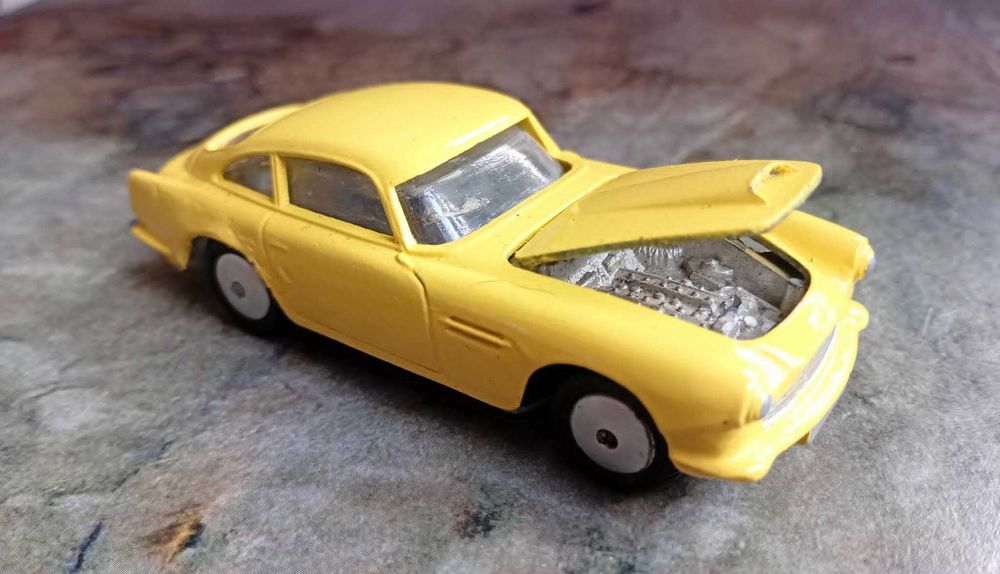 Aston Martin D.B.4 Corgi Toys escala 1/43, 1959