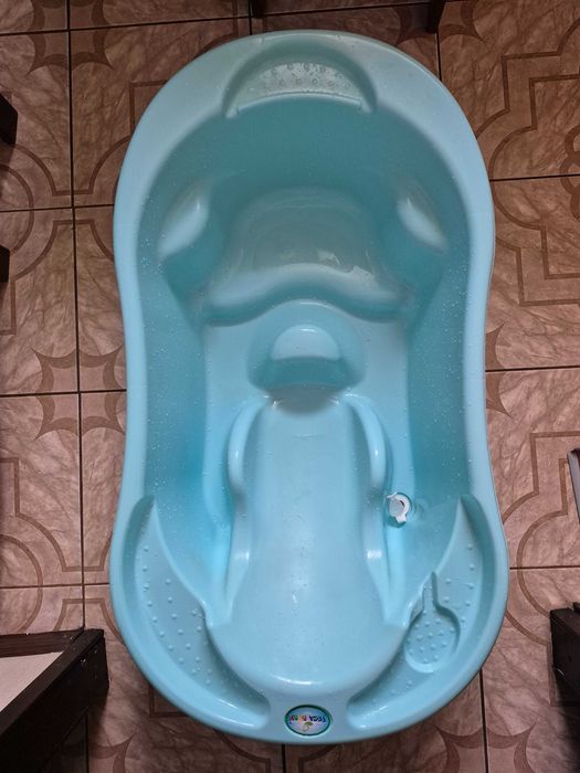 ванночка дитяча з гіркою і зливом