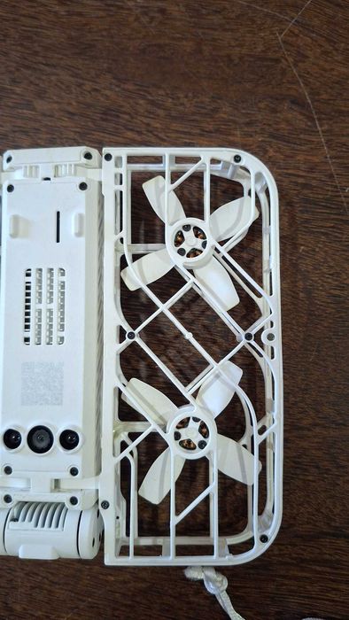 Drone Hover air x1473009882084812804
