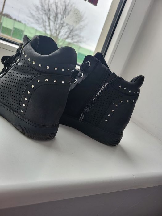 Buty na wiosne   .