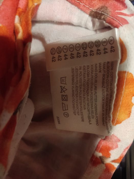 Letnia spódnica 42 firmy CA piękna