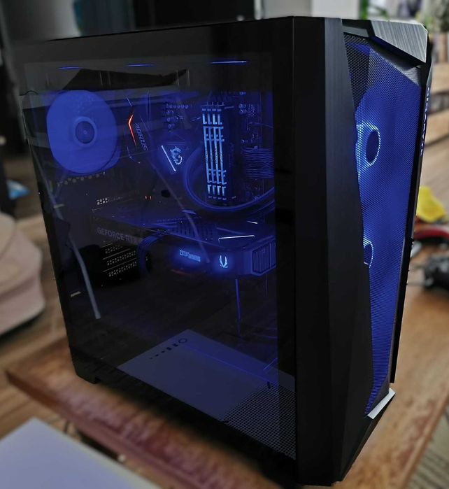 Komputer gamingowy do gier do pracy na prezent Ryzen 5800x3D 32GB RAM RTX 5070 1TB dysk x570 elite
