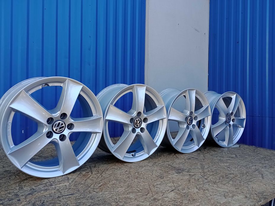 Felgi Aluminiowe 5x100 r16 ET47 Audi Skoda VW Dezent