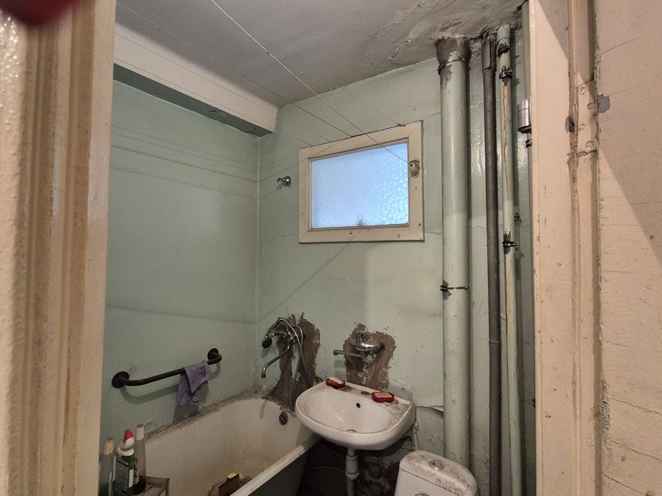 Печерськ,бул. Міхновського 3б, 1к.кв біля метро