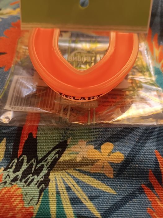 Перчатки, боксерські рукавички Everlast.