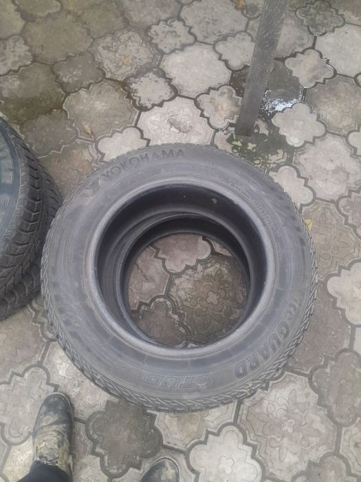 Резина зимова в дуже гарному стані