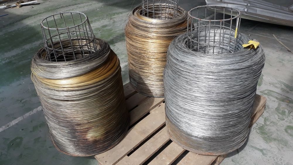 Продам проволку вязальную в бухтах