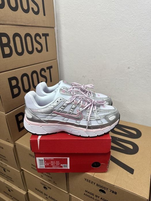 Nike P-6000 White Elemental Pink жіночі кросівки найк п-6000 срібні з рожевим