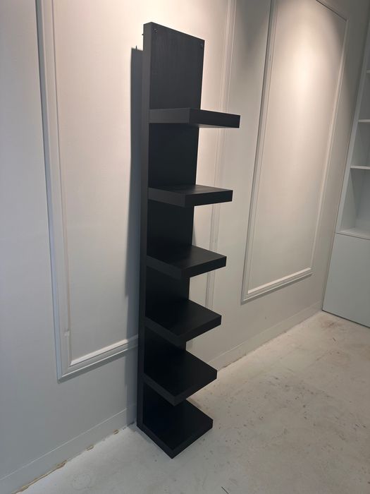 Estante suspensa IKEA em bom estado