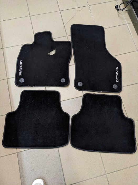 Оригінальні коврики skoda a7