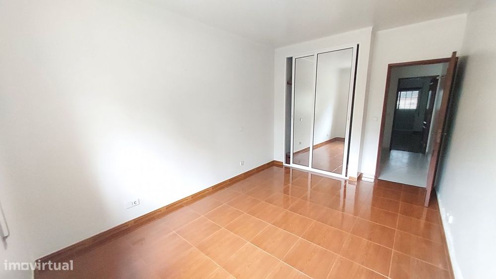 Apartamento T3 c/ garagem - centro de São Mamede - Próximo de Fátima