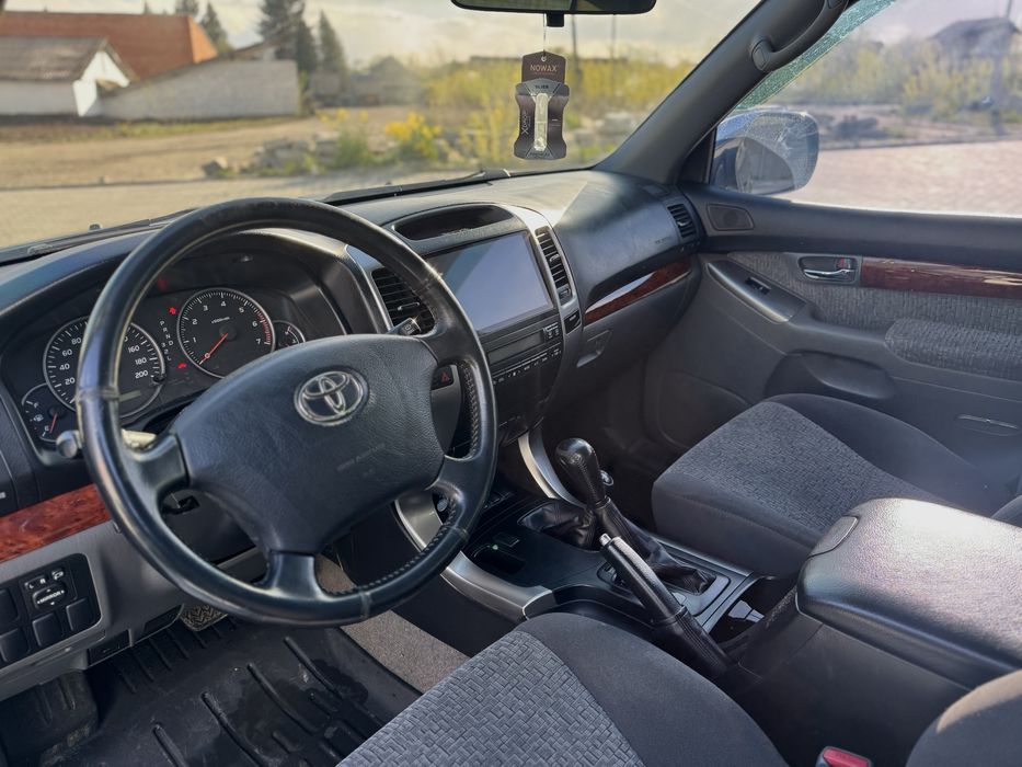 Toyota Prado 120 2,7 2006